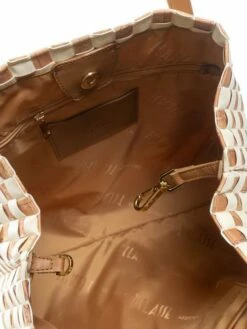 ALVIERO MARTINI PRIMA CLASSE TWIST Shopping Bag 8 ALVIERO MARTINI PRIMA CLASSE TWIST Shopping Bag -Guess Vendita alviero martini prima classe twist shopping bag avorio 193902006918 3