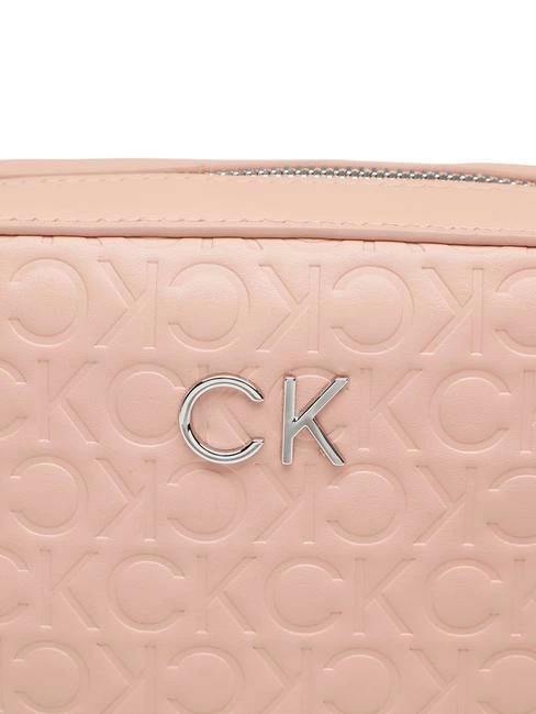 CALVIN KLEIN RE-LOCK EMBOSSED Camera Bag A Tracolla 1 CALVIN KLEIN RE-LOCK EMBOSSED Camera Bag A Tracolla