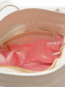 LESAC BORSA A SPALLA In Pelle Nappata 9 LESAC BORSA A SPALLA In Pelle Nappata -Guess Vendita lesac borsa a spalla in pelle nappata cosmiclatte 3