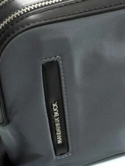 MANDARINA DUCK HUNTER Mini Bag -Guess Vendita mandarina duck hunter mini bag iron gate 8032803780560 3