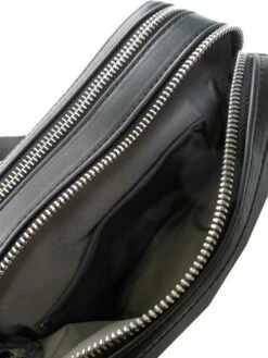 MANDARINA DUCK HUNTER Mini Bag -Guess Vendita mandarina duck hunter mini bag iron gate 8032803780560 4