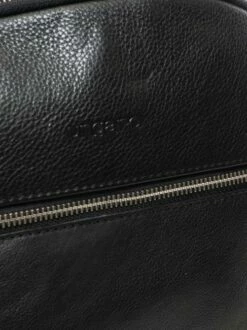 UNGARO Zaino In Pelle, Porta Pc 13" -Guess Vendita ungaro zaino in pelle porta pc 13 nero 8057196250766 4