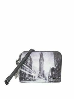 YNOT FASHION Mini Bag Con Cinghia -Guess Vendita ynot fashion mini bag con cinghia new york nero 8059392166353 2