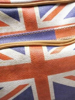 YNOT FLAG VINTAGE Borsa Reporter A Tracolla Con Tasca -Guess Vendita ynot flag vintage borsa reporter a tracolla con tasca australia 8056732366640 3